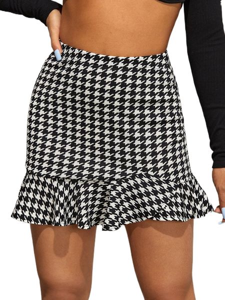 

petite houndstooth print ruffle hem skirt t499#, Black