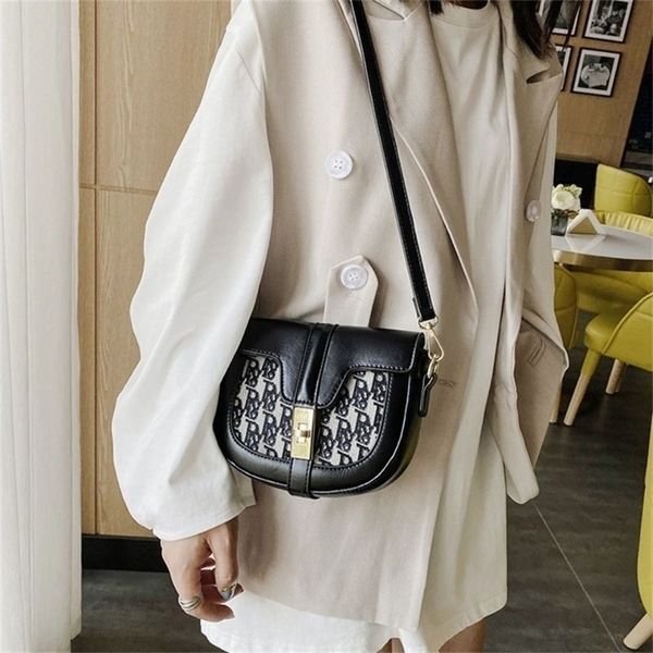 

factory direct sale big net red chain pu small square one shoulder stall women's bag yngk