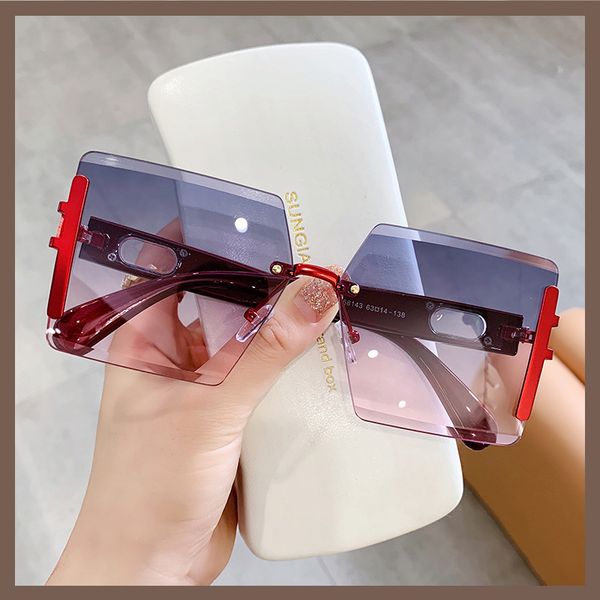 

2022 metal large frame new sunglasses fashion hollow out sunglasses, White;black