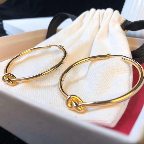 

round shape earring with knot shape in two colors plated for women wedding jewelry gift have stamp ps8676330o, Golden