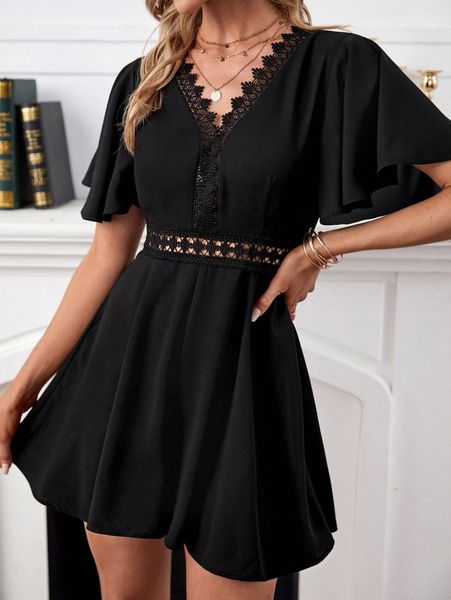 

v neck butterfly sleeve lace insert romper j6w7#, Black;white