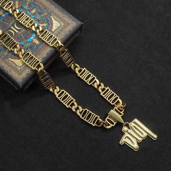 

d family letter neck female red exaggerated chain 2022 luxury brand fashion design versatile necklace, Silver