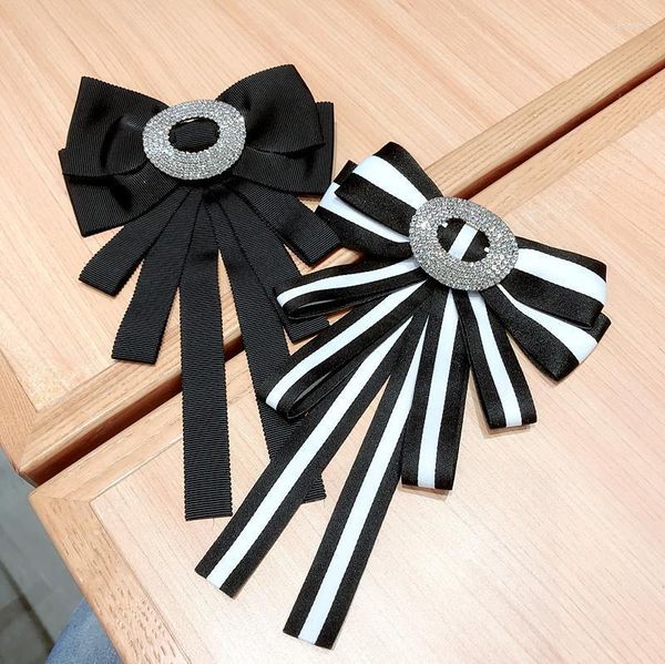 Mode Frauen Brosche Retro Schwarz Weiß Streifen Kreis Große Pin Für Mädchen Corsage Schmuck Zubehör Krawatten