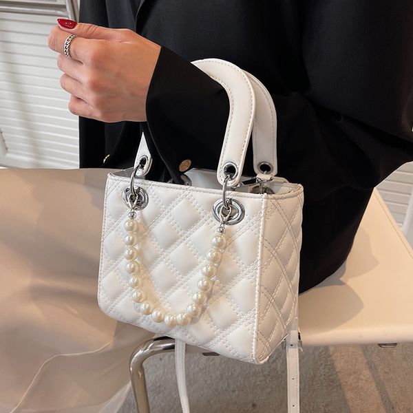

popular bag women's 2022 summer new fashion versatile messenger pearl portable small square wholesale western style ladies designer bag