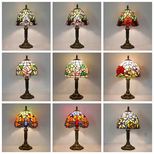 Lâmpadas de mesa Tiffany Style Lamp Flowers Dragonfly W20CM X H37CM BASE BASE BASELADO Vidro HandcraftStable