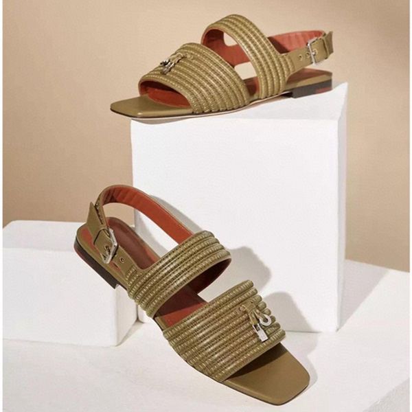 Casual Slides Sprightly Charms Sandals Damen Paris Stickschuhe Stickschuhe bestickt Brocade Strand Flip Flops flache Frau Luxuslaafer gestreifte Designere Sandale