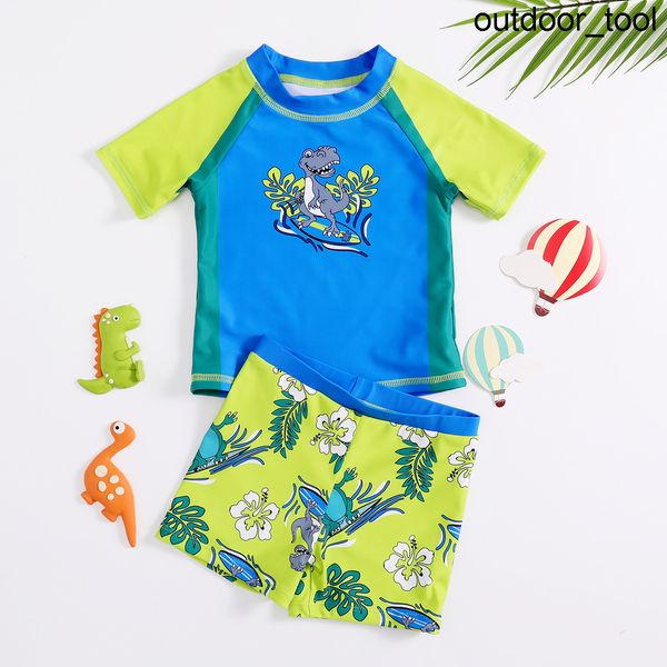 

2022 boys swimsuit two-pieces boys surfing suit kids rash guard set short sleeves boys beach wear 2022