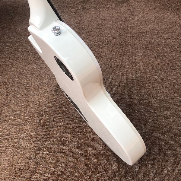 

2022 electric guitar,mahogany body, rosewood fingerboard. 22 grade same of picture