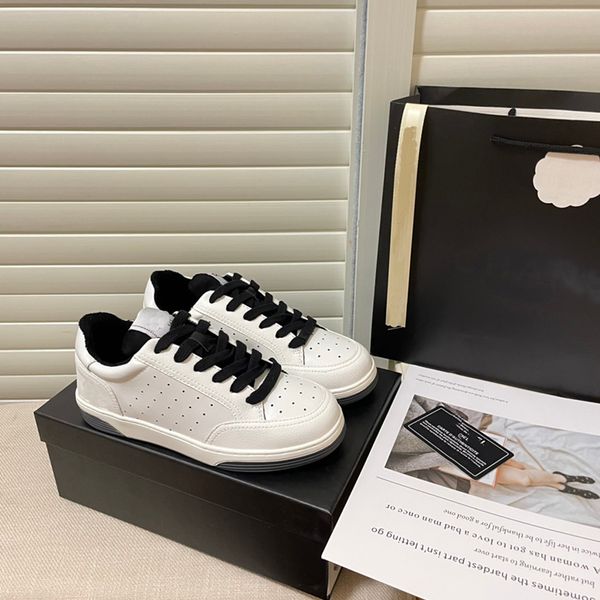 

designer women's shoes white classic fashion embroidered thread graffiti sneakers flat versatile