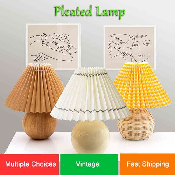 Lampada da tavolo vintage pieghettata per soggiorno camera da letto stile coreano AU US EU UK Plug Decor Luce notturna creativa con lampadina a led E27 H220423