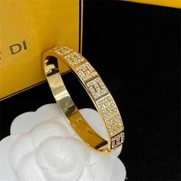 

bangle 2022 rhinestone letter openable bracelet, minority design, fashionable and simple bracelet, female, Black