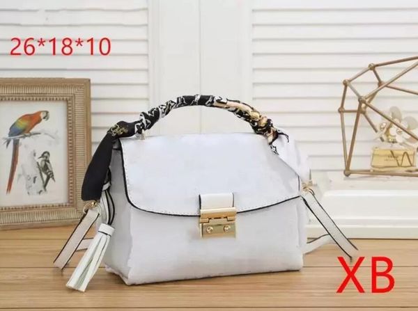 

2022 designer luxury shoulder bag handbags purses women's genuine leather brand croisette tassel handbag crossbody bag medium handle to