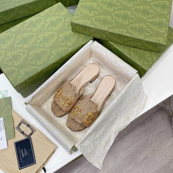 

2023 fashion slide sandals slippers for men women with original box designer beach flip flops slipper eru 34-41, Black