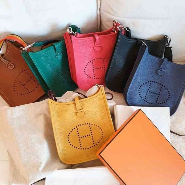 

designer 22ss herme andbags 2022 new family evelyns's mini messenger togo leather litchi pattern bucket women's letter bag