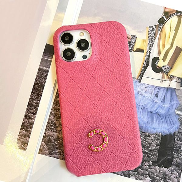 Caso de celular rosa rosa Casos de telefone de designer de luxo para iPhone 13 Pro Max 11 12Pro XS Max XR Linhas de grade de couro capa