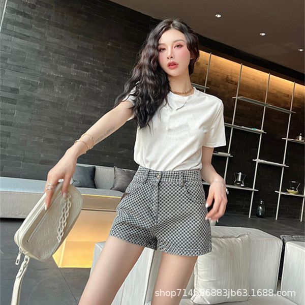 

women's shorts designer design sense niche checkerboard denim shorts women's 2022 summer new high waist loose wide leg a-shaped pa, White;black
