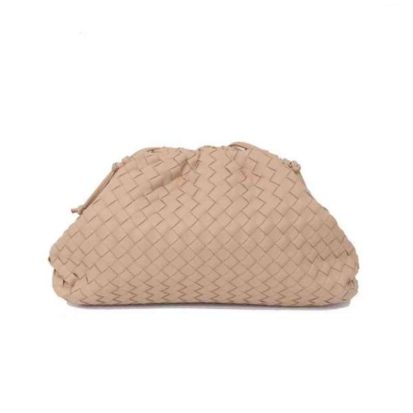 

desiner hand women bags classic lady's venetas ladies bottegaes handbags cloud fashion dumpling woven soft armpit mini women's bag