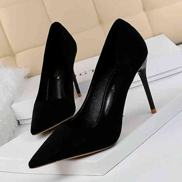 

2019 autumn new simple elegant high heels stiletto womens shoes pointed black etiquette professional single shoes wedding shoes t220730