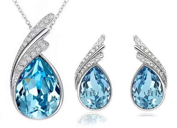 10 set di gioielli in cristallo austriaco con set di gioielli in argento sterling P con collana di diamanti e un paio di orecchini in cristallo Swarovski