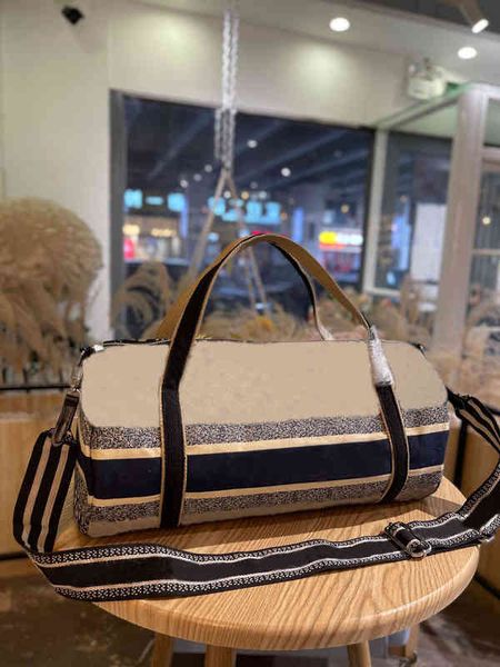 

bag 2022 duffel bags oblique flower totes travel bag mens womens outdoor sport handbags tote clutch