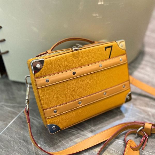 

r handle soft trunk box shoulder bags messenger cross body monograms mirror embossed logo leather letters handbags mini luggage i9wo#