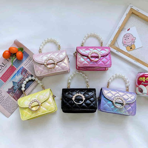 

children's bag spring 2022 new girls' pearl hand laser colorful msenger baby accsory designer bags