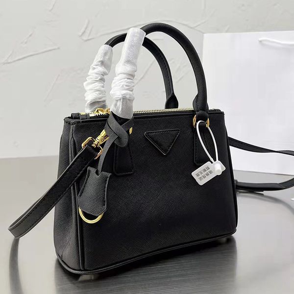

designer women tote bag black large capacity classic leather shoulder handbags letter tringle lady shopping crossbody handbag purse luxurys