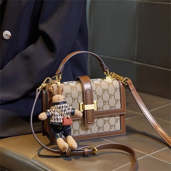 

women's new early spring high-level sense design ins foreign style portable messenger small square purses outlet online