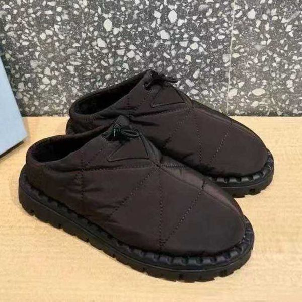 

2023 designer space boots quilted nylon mid boot ankle leather shoe fashion camouflage waterproof shoes winter warm cotton booties with box, Black