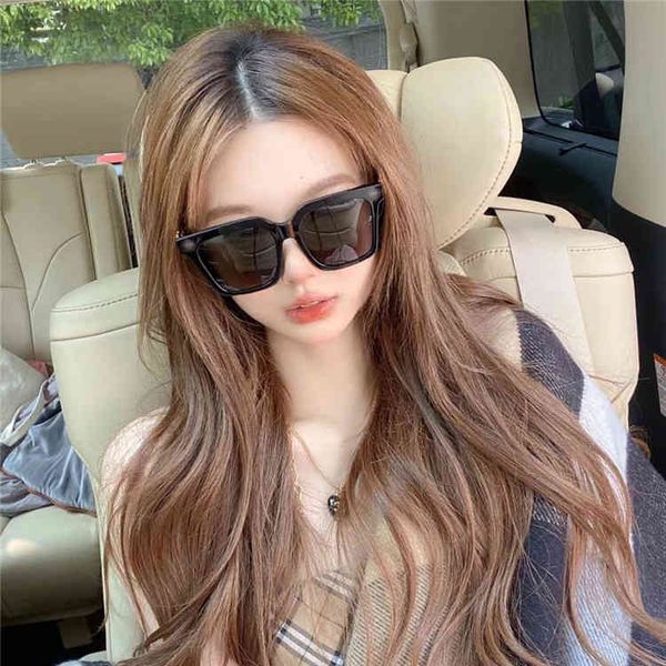 

sunglasses xiaoxiang's fashion personalized twist metal mirror leg box blogger's same sunglasses wu1s, White;black