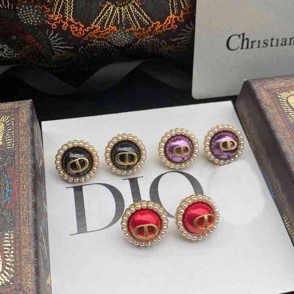 

2022 new petal shaped letter pig nose women simple sweet personalized earrings, Golden