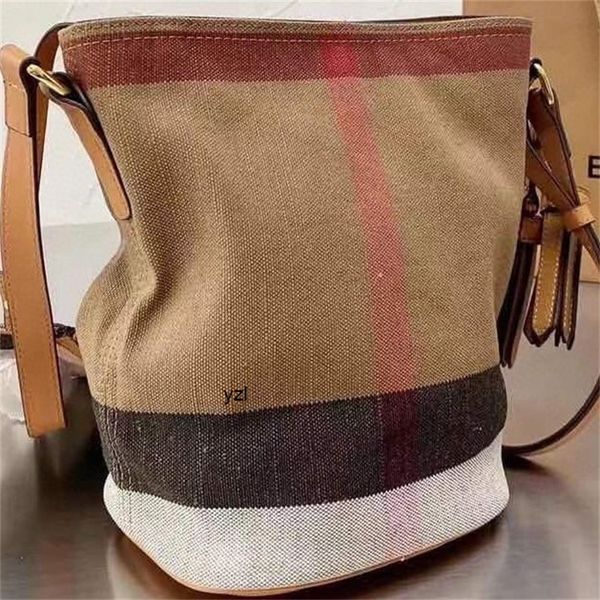 

burbrerys crossbody handbags bags burbrery onthego tote luxuries designers women bag purses totes designer woman handbag shoulder wallet par