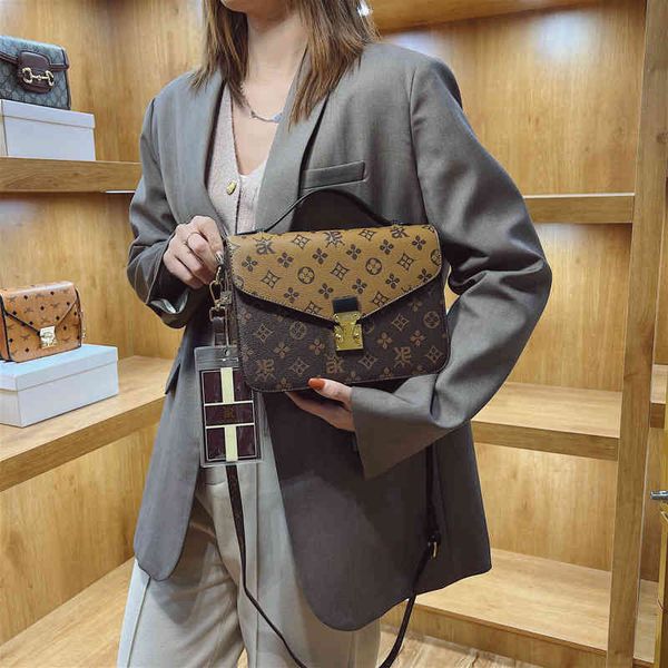 

factory direct 65% off bag women's 2022 new fashion printed single shoulder messenger soft leather splicing envelope postman bag