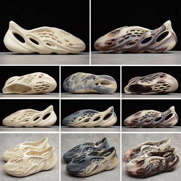 

2022 fashion womens mens slippers foam runner slides sandals desert sand sulfur onyx black cream clay moon grey ochre runners designer slide