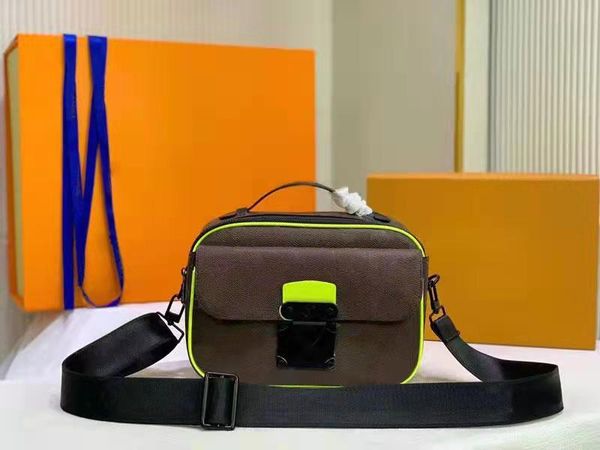 

classic luxurys designers men messenger shoulder bag pouches tote black web tiger snake handbags wallet totes bags crossbody purse lady hand