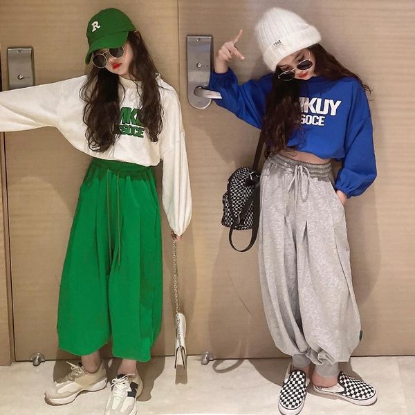 Set di abbigliamento Vestito da prestazione hip-hop per ragazze 2022 Pantaloni stile harem in maglione stampato primaverile e autunnale Tendenza in due pezziSet di abbigliamentoAbbigliamento