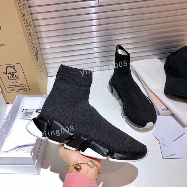 

2022 casual shoes platform man black mens woman speed trainer runner sneaker sock shoe master embossed womens sneakers classic size35-45