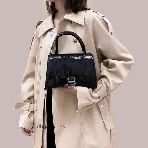 

balencaigass handbags italy hand new home b paris fashion crocodile crescent single shoulder diagonal straddle portable women's a9fk wf