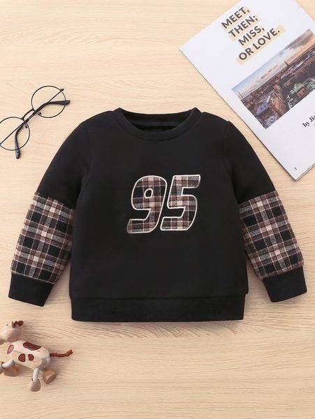 

& letter graphic sweatshirt she, Black