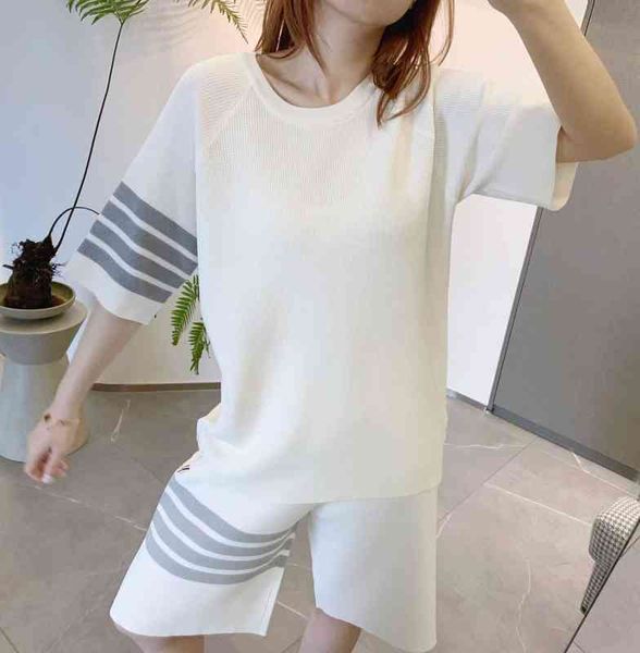

spring summer 22 new tb t shirt knitted waffle round neck pullover loose four bar casual short sleeve t-shirt for men and women lovers and s, White