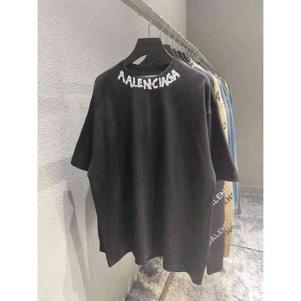 

2022 designer bal t shirt correct high edition paris fashion brand graffiti hand-painted neckline letter loose b home t-shirt for men and wo, White;black