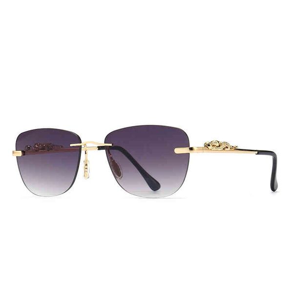 

2022 spring metal jumping leopard decorative charm glass fashion show sunglass 1236, White;black