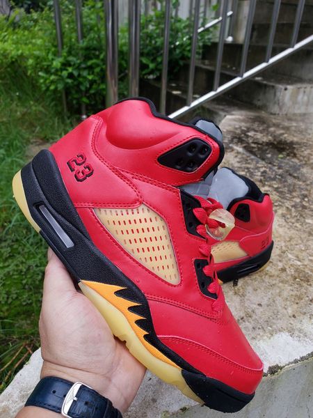 

with box 2022 5 mars for her basketball shoes men fire red black 5s sneaker