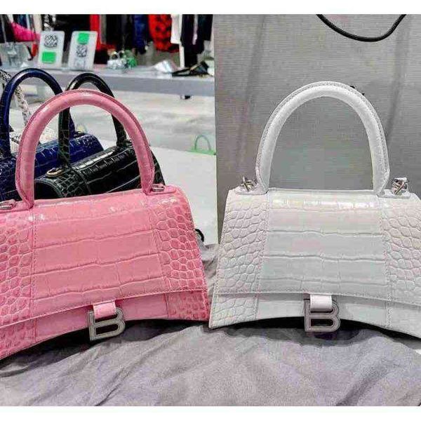 

handbags classic balencaigass fashion bags same bag star's 2022 leaher messenger versatile b family b-shaped