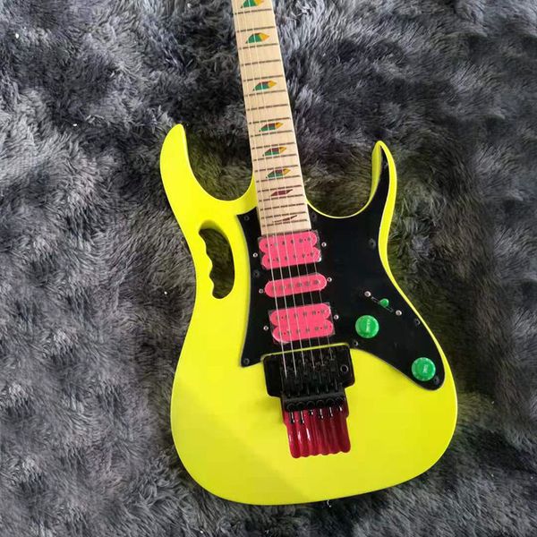 Chitarra elettrica con doppio singolo doppio pickup