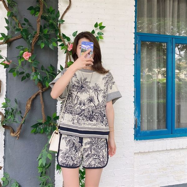 

short shirts 2022 summer new heavy shorts set landscape painting jungle jacquard wool cashmere knitted women's two-piece set clothes_yp, White