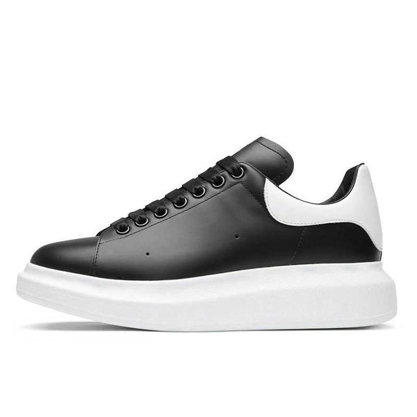 

new fashionog designer sneakers mc queens alexander casual shoes chaussures luxury men women platform shoe black suede triple white mens wom