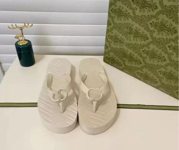 

2022 fashion leather women slipper flip flops thick soled sandal indoor waterproof non slip designer v-shaped solid color summer outdoor rel, Black