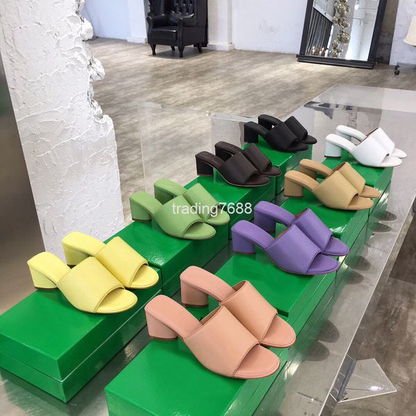 

sandals summer high-heeled sandals for women to wear out in summer, fashionable square thick solid color, go and drag the net, Black