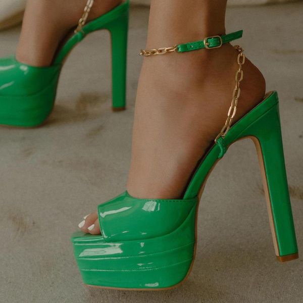 Отсуть обувь бренд 16см зеленые сандалии Женщины рыбацкая платформа Sexy Metal Chain Strap Super High Heels T-Station Stage Catwalk Sandalsdress